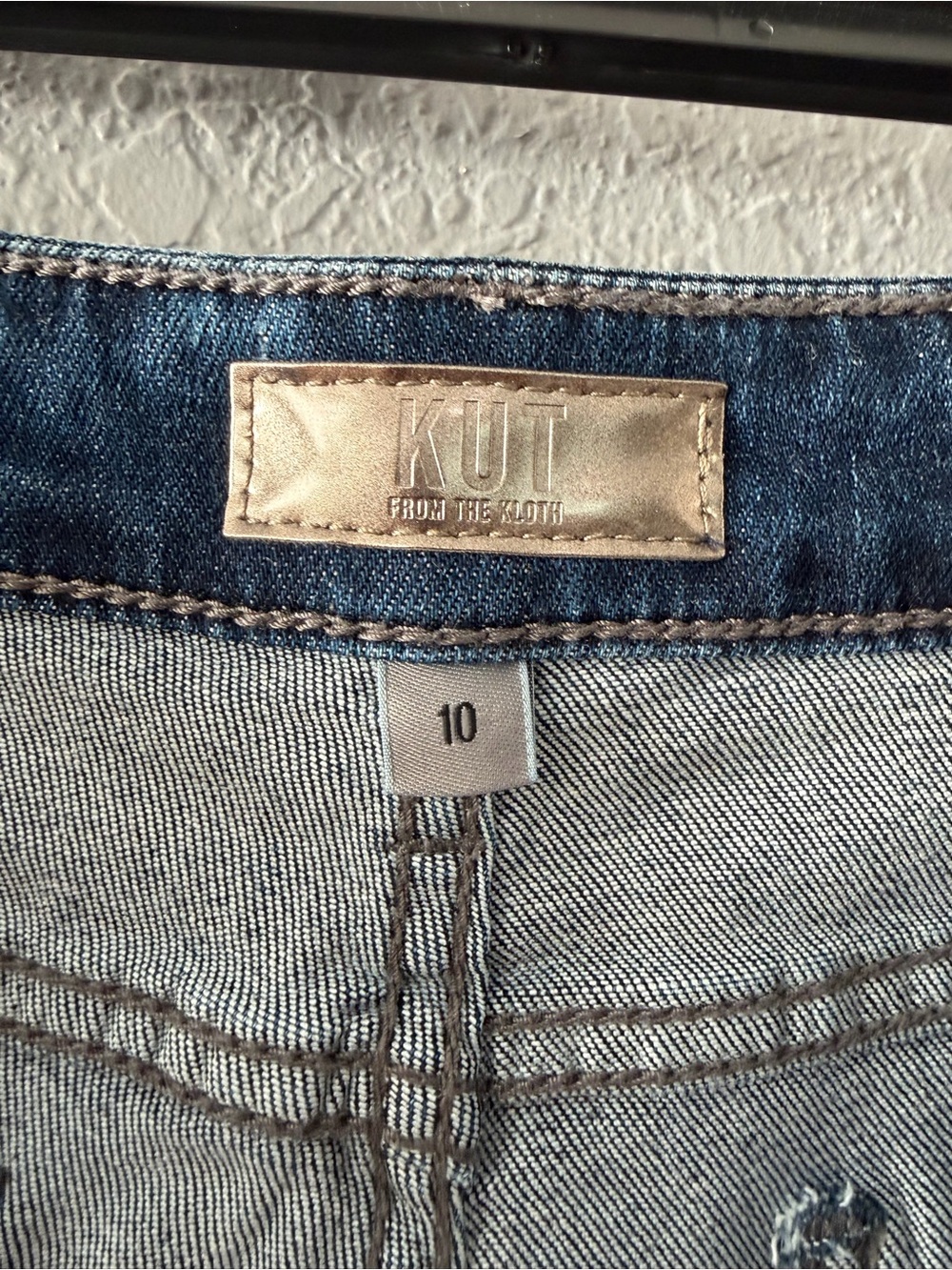 Kut from the Kloth Mid-Rise Straight Leg Jeans - Dark Blue Wash - Picture 4 of 4